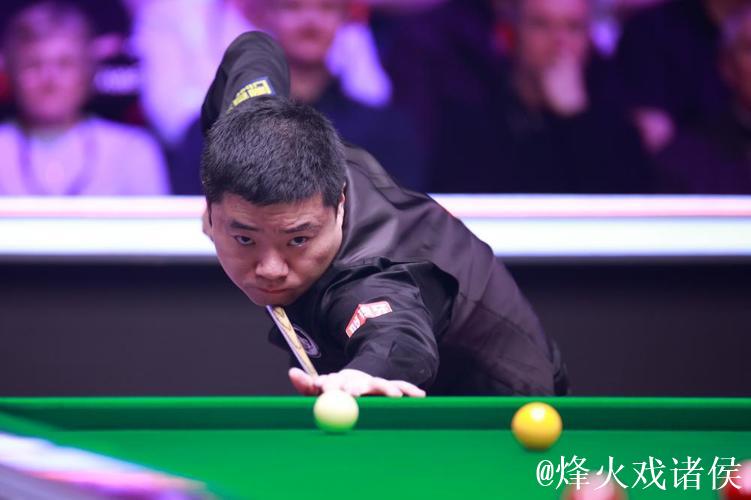 斯诺克英锦赛-丁俊晖力克徐思 晋级16强 斯诺克英锦赛-丁俊晖力克徐思 晋级16强