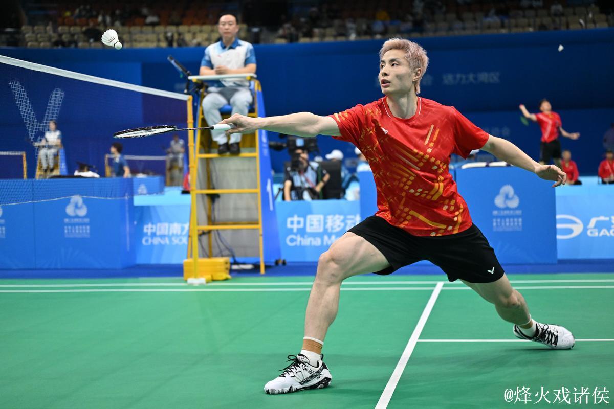 国手发威 全运会羽毛球团体赛四强落定 国手发威 全运会羽毛球团体赛四强落定